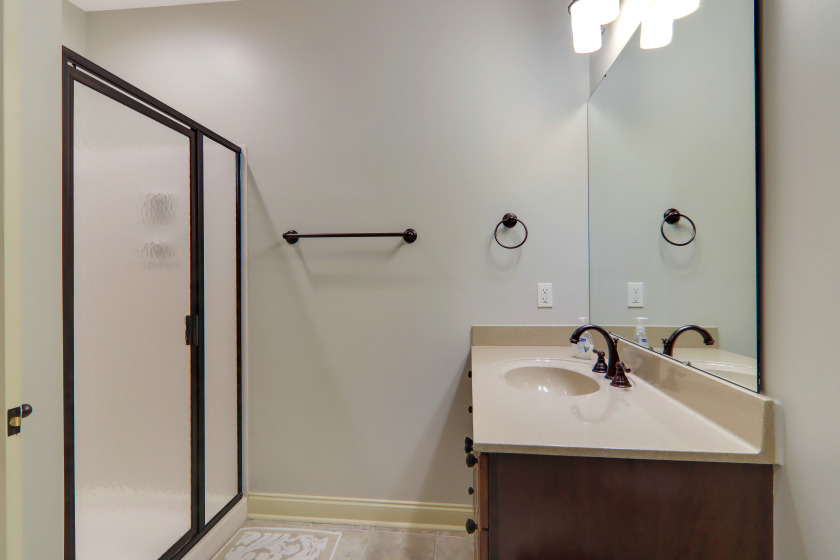 Luxury Townhome on Lake Keowee SOLD - photo 16