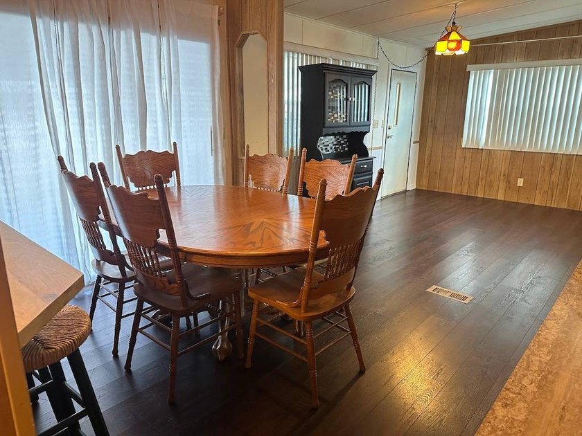 PRICED TO SELL AND FULL OF POTENTIAL!!! THIS 2-BEDROOM - photo 16