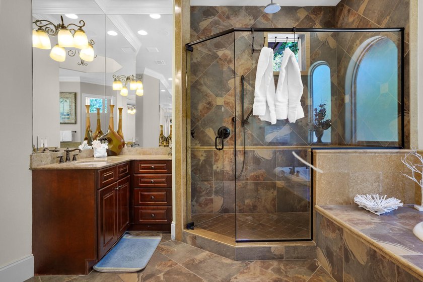 Beautiful Mediterranean home located in the sought after - photo 20