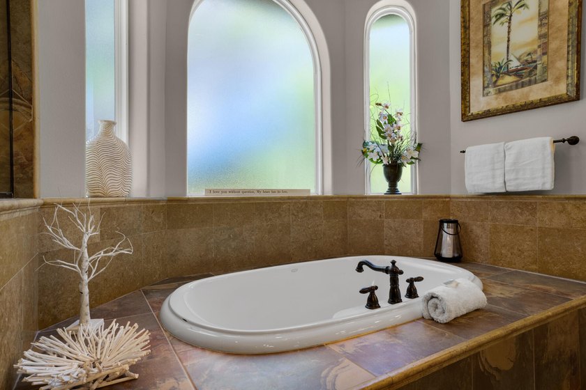 Beautiful Mediterranean home located in the sought after - photo 22