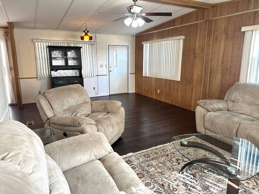 PRICED TO SELL AND FULL OF POTENTIAL!!! THIS 2-BEDROOM - photo 25