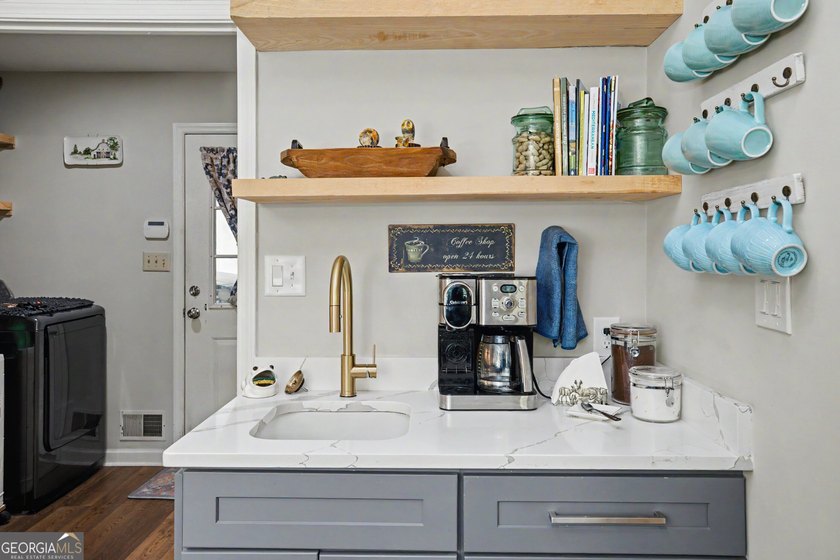 I am excited to feature this exceptional 4-bedroom, 3-bathroom - photo 36
