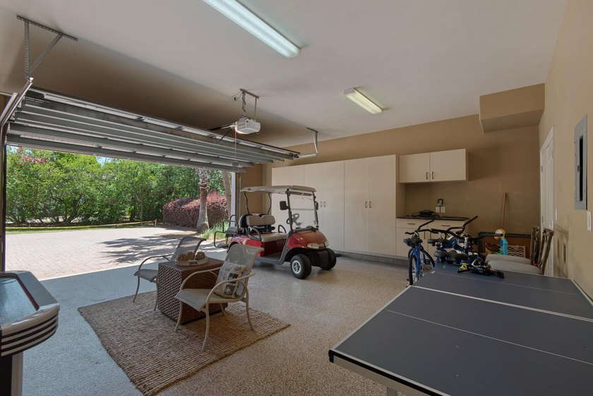 Beautiful Mediterranean home located in the sought after - photo 39