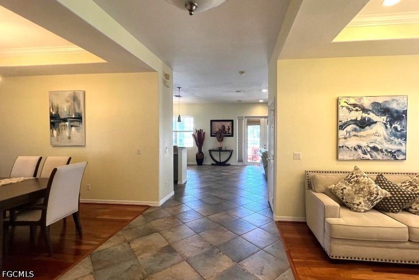 Escape to paradise in this stunning 4-bedroom, 2.5-bathroom - photo 6