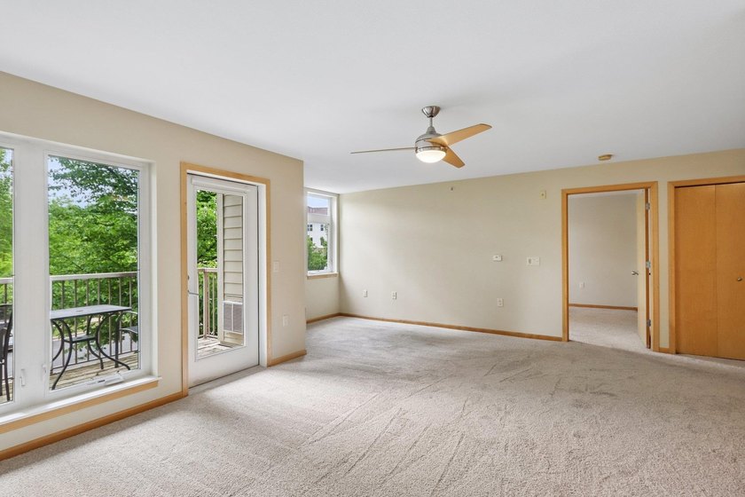 Price Reduced! Midtown Commons Neighborhood! Discover perfect - photo 10