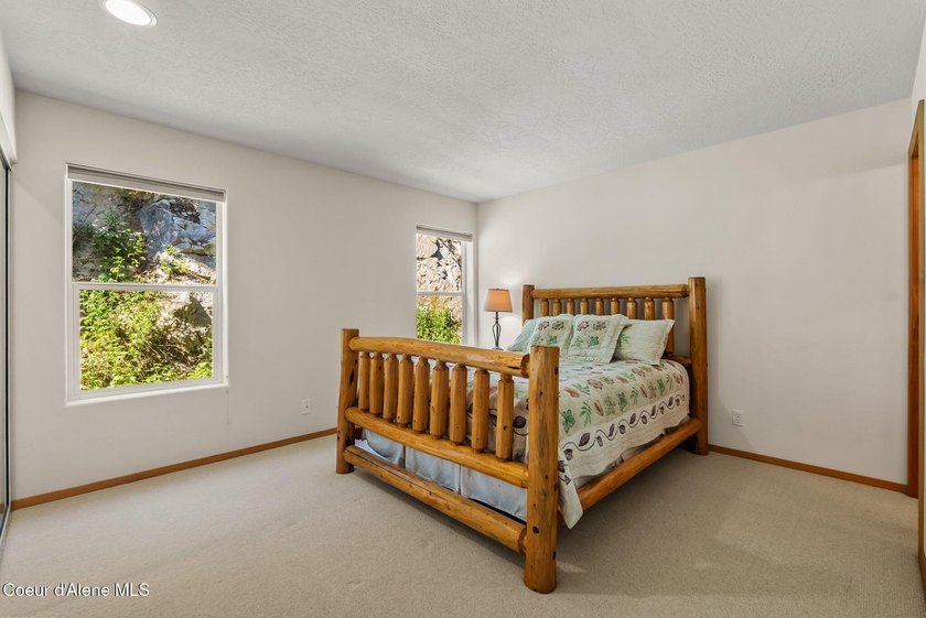 Experience peace and adventure at Cornice Condos on Schweitzer - photo 14