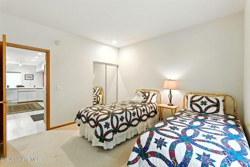 Experience peace and adventure at Cornice Condos on Schweitzer - photo 19
