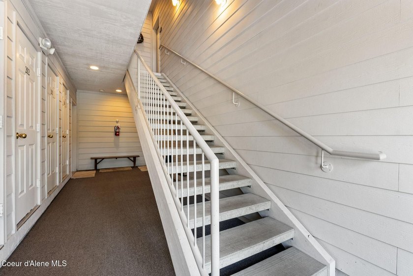 Experience peace and adventure at Cornice Condos on Schweitzer - photo 20