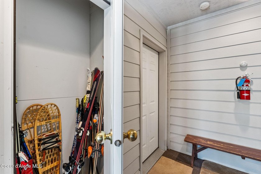 Experience peace and adventure at Cornice Condos on Schweitzer - photo 23