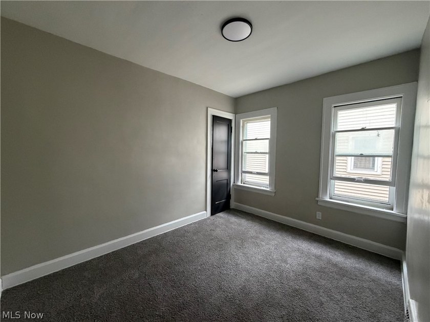 Looking for a turnkey investment or the perfect owner-occupied - photo 7
