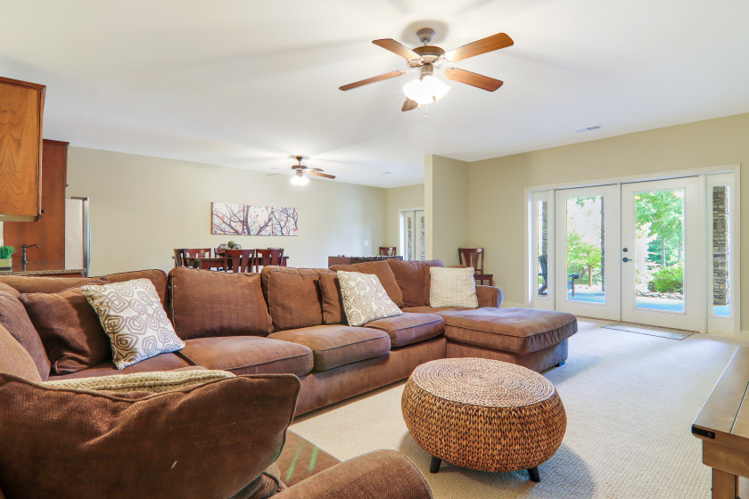 Luxury Townhome on Lake Keowee SOLD - photo 27