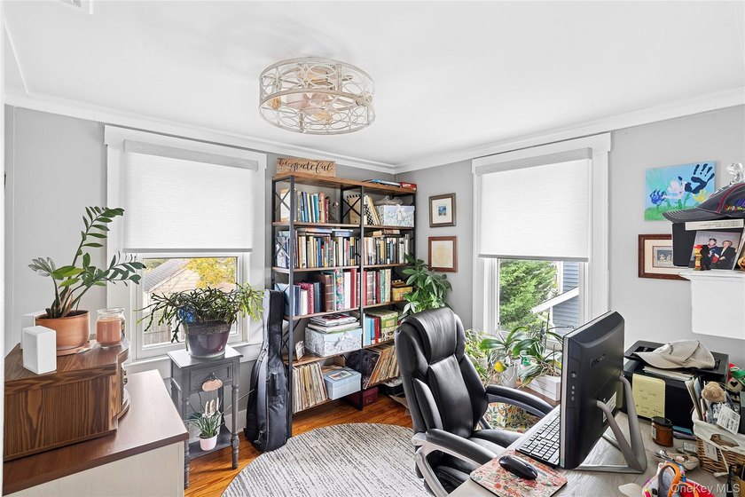 Welcome to this beautifully maintained classic 1930 colonial - photo 13