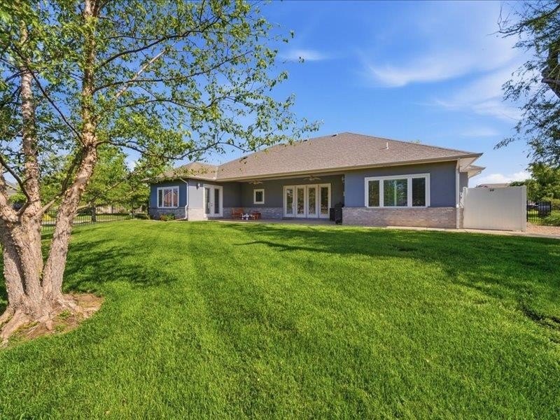 One level custom-built home with zero entry in Augusta's Stone - photo 33