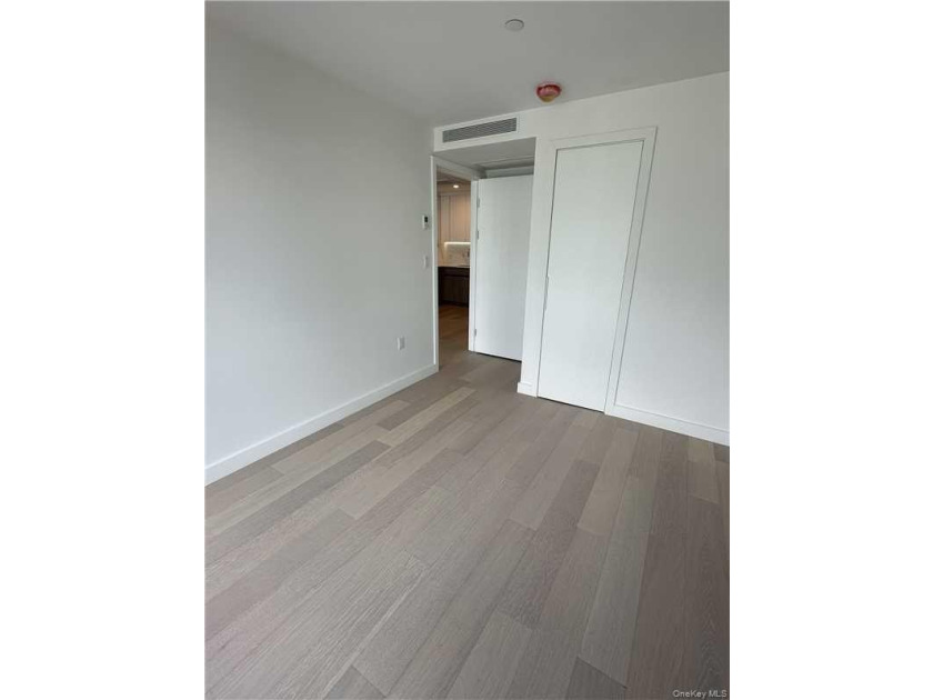 144-49 Northern Blvd 520 - photo 8