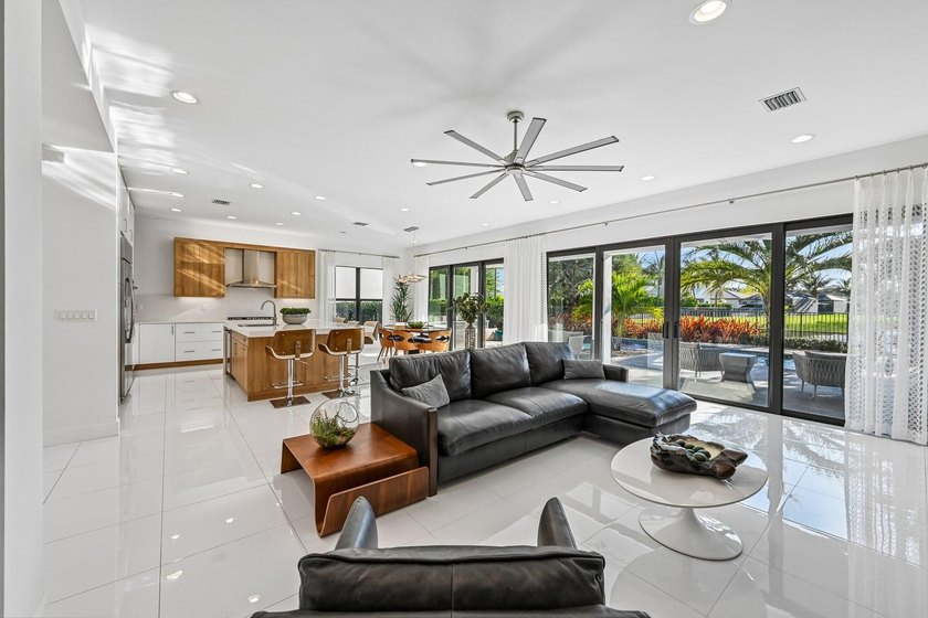 Welcome to 17313 Pagoda Palms Dr in the sought-after LOTUS - photo 9