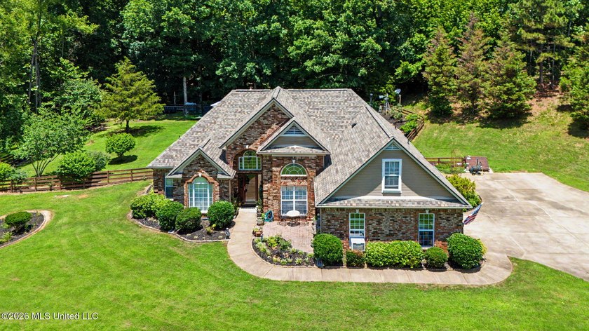 SECLUDED COUNTRY RETREAT ON 2 ACRES IN BYHALIA! Welcome to 186 - photo 30
