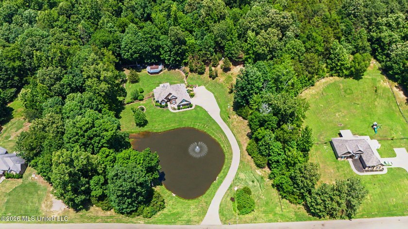 SECLUDED COUNTRY RETREAT ON 2 ACRES IN BYHALIA! Welcome to 186 - photo 33