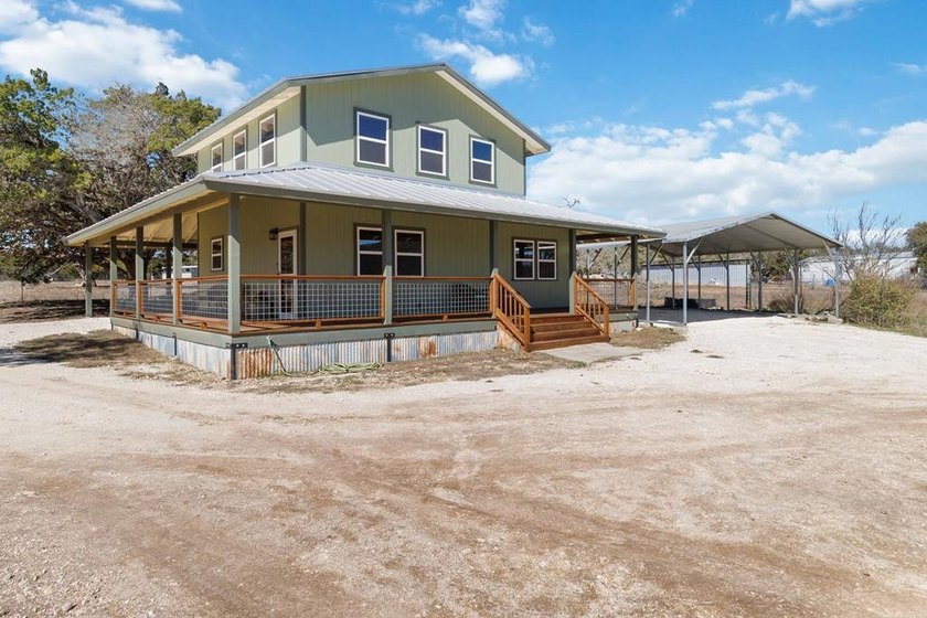 Multi-generation with 2 homes. No deed restrictions and Ag - photo 8