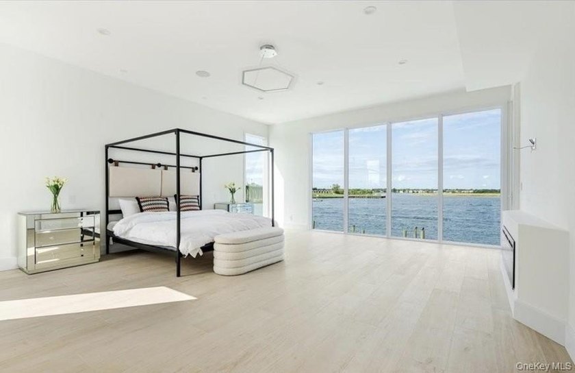 Bayfront New Construction | 7 Beds | Private Dock | Pool | - photo 6
