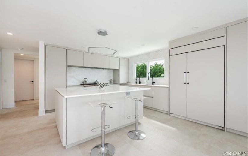Bayfront New Construction | 7 Beds | Private Dock | Pool | - photo 9