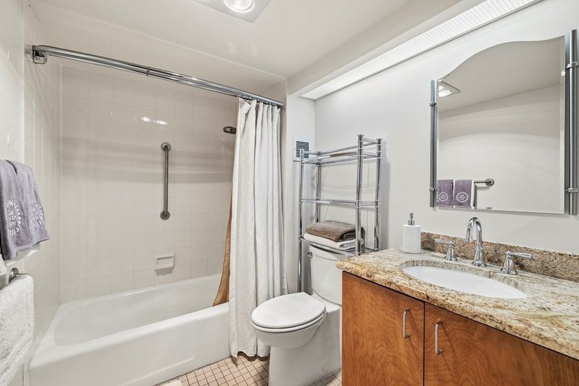 Welcome to the Guadalupe River Condos! Located on the 4th floor - photo 8