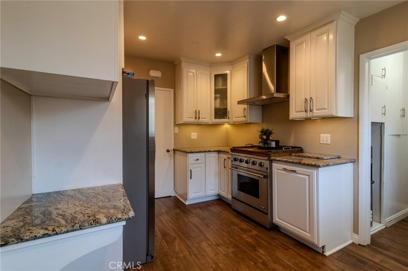 Welcome to this beautiful lifestyle home in the heart of North - photo 15