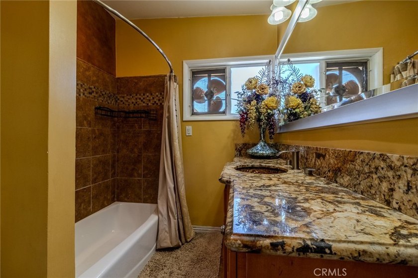 Welcome to this beautiful lifestyle home in the heart of North - photo 36