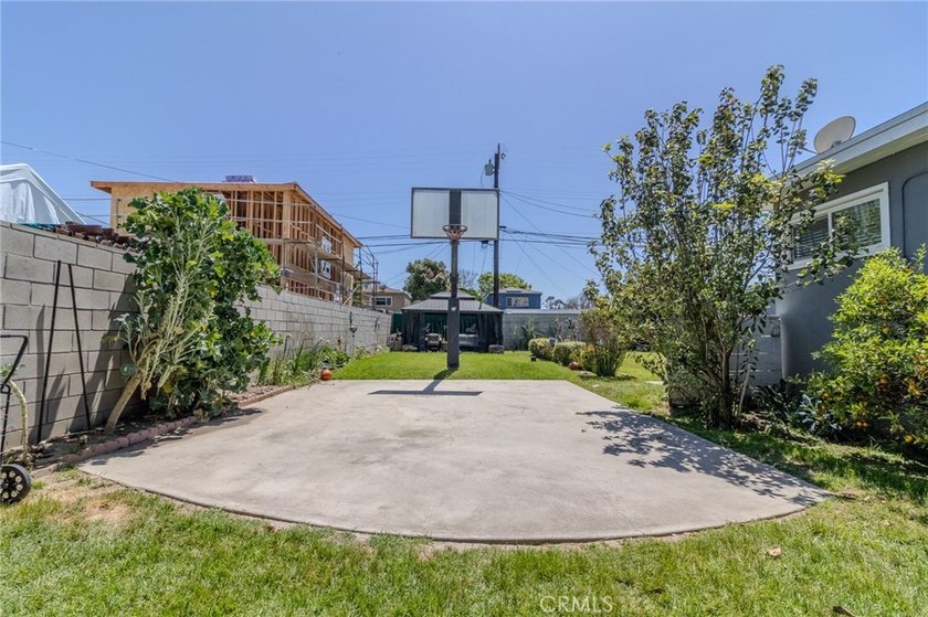 Welcome to this beautiful lifestyle home in the heart of North - photo 50