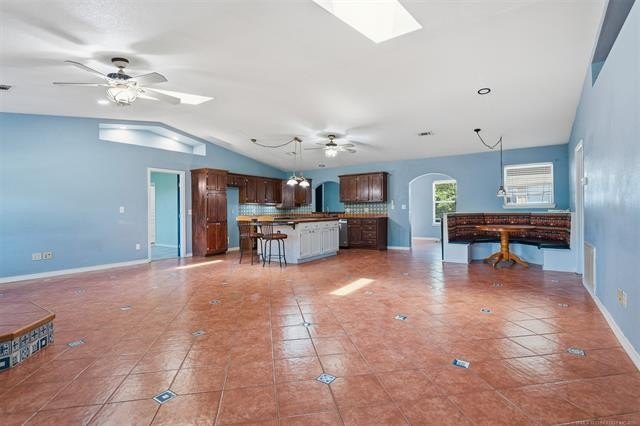 Welcome to your private retreat in the sought-after Mountain - photo 3