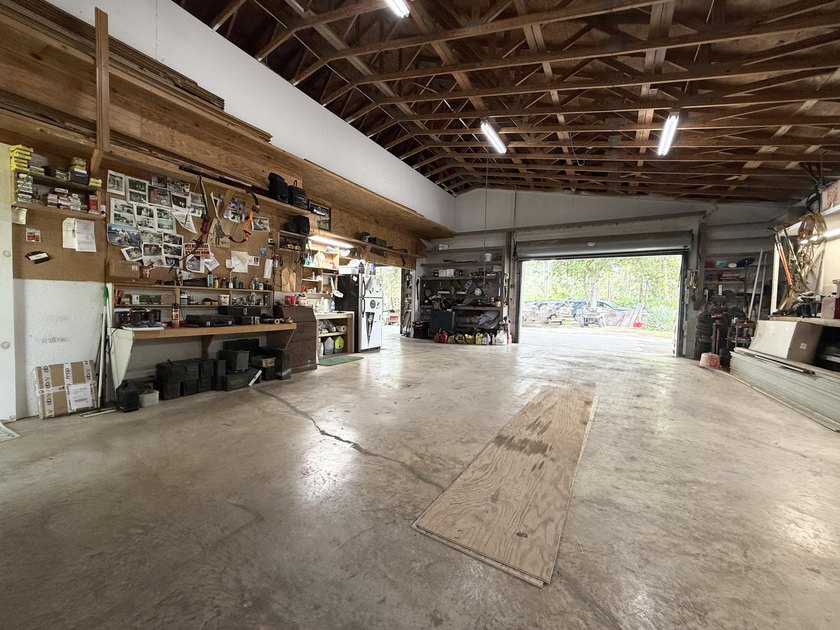 WOW! Custom Raised Ranch!? OVERSIZED 2,600 plus CBS Gararge! OH - photo 12