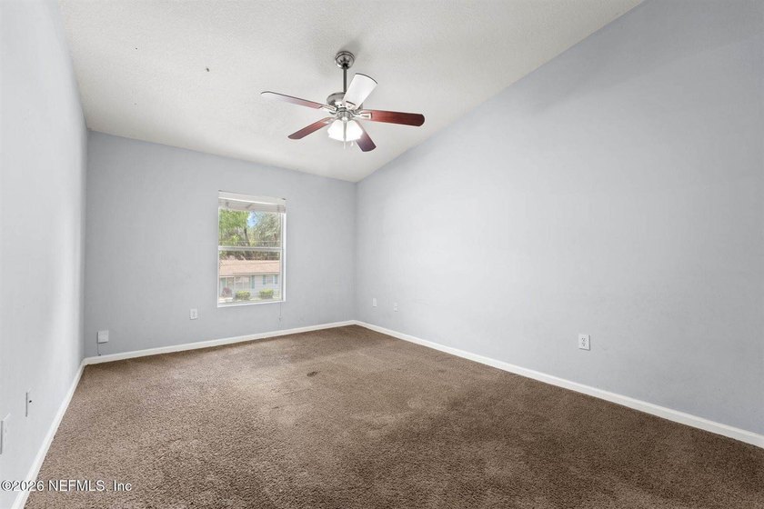 Welcome Home to Manotak Oaks! This second floor 2 bedroom, 2 - photo 17