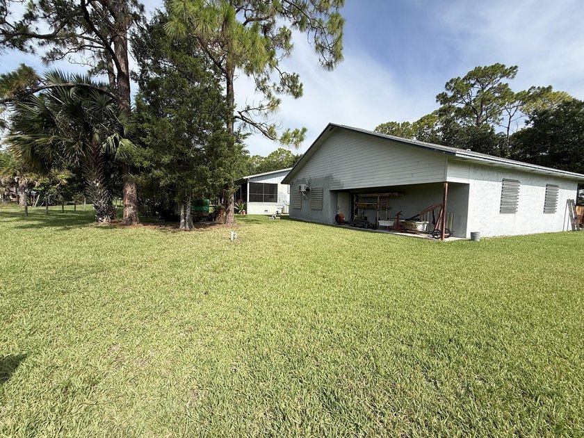 WOW! Custom Raised Ranch!? OVERSIZED 2,600 plus CBS Gararge! OH - photo 29
