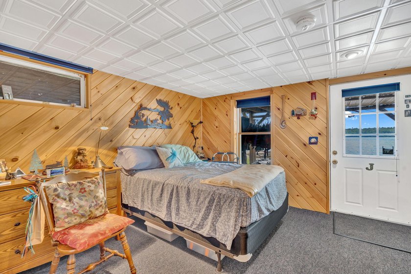 Year-round living on pristine Green Lake nearly 200 feet of - photo 31