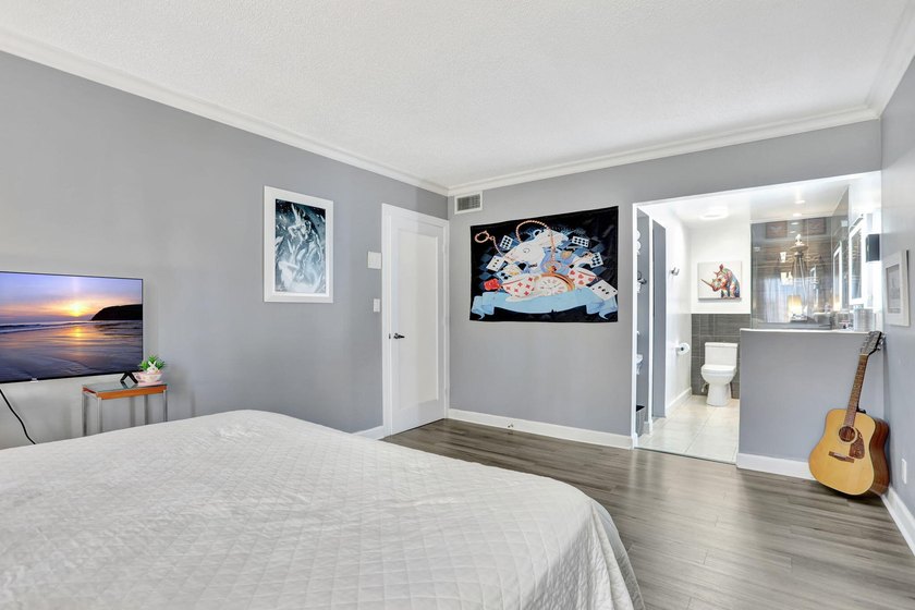 Move-in ready and thoughtfully updated, this charming 2-bed - photo 17