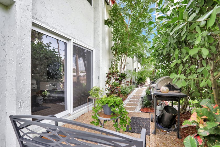 Move-in ready and thoughtfully updated, this charming 2-bed - photo 25