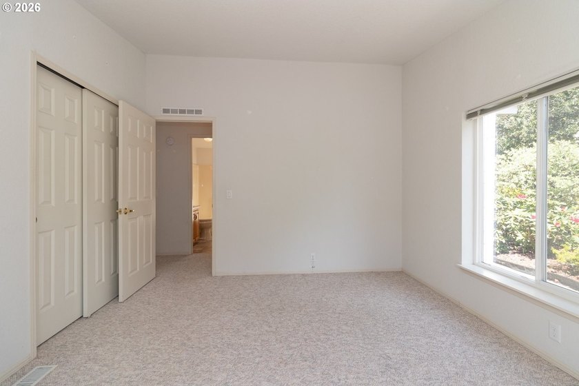 Beautifully maintained and updated Fuqua home on desirable - photo 28