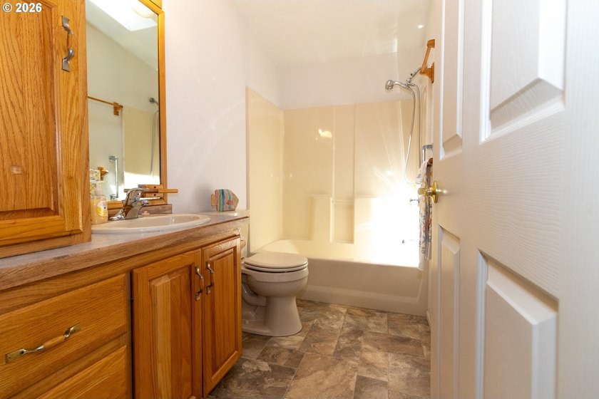 Beautifully maintained and updated Fuqua home on desirable - photo 33