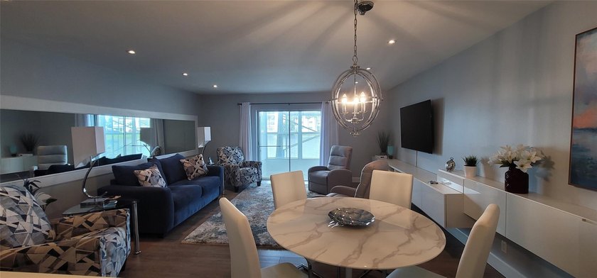 owner says SELL !! STUNNING 1 BEDROOM 1 BATH CONDO with a - photo 40