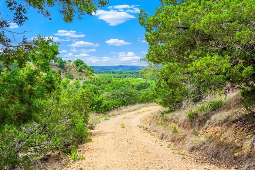 Adobe Springs Ranch is an exceptional 77.59 acre Hill Country - photo 4