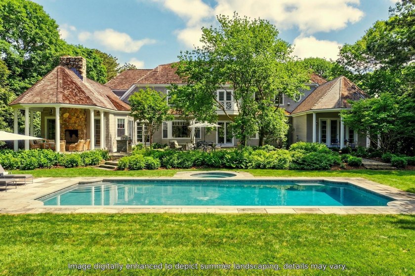 Set on the 14th fairway of the golf course within the coveted - photo 18