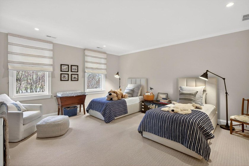 Set on the 14th fairway of the golf course within the coveted - photo 30