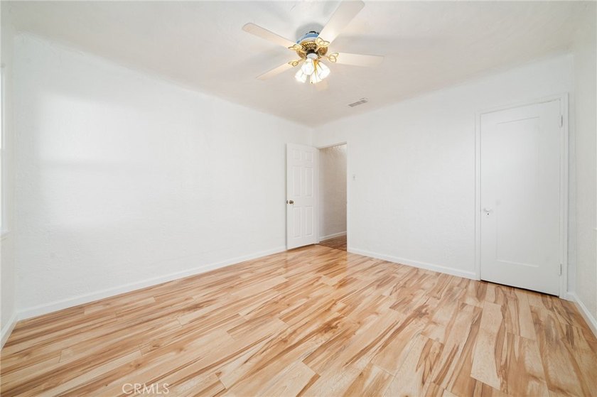 341 E Ellis - photo 30
