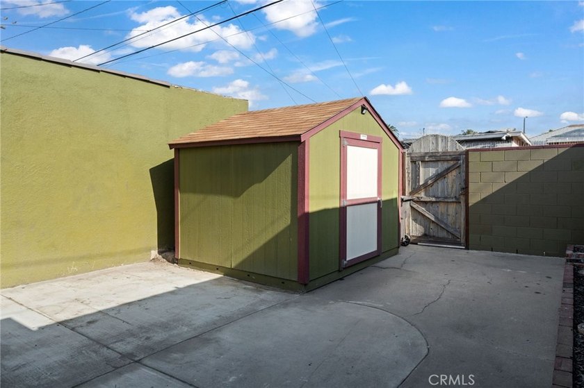 341 E Ellis - photo 38