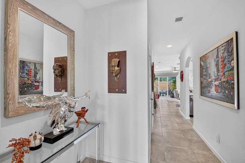 Newer construction, builder-upgraded townhome maintained in - photo 11