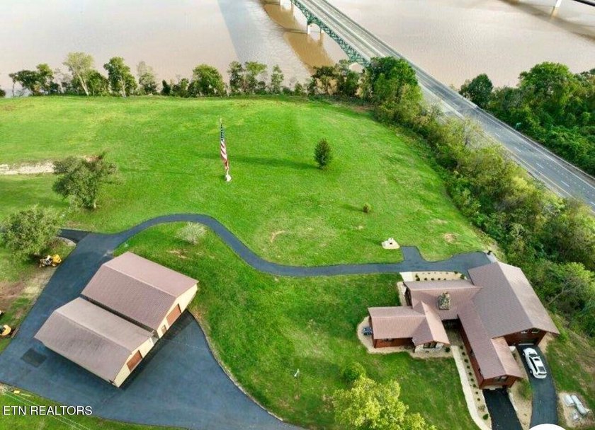 Incredible commercial potential. This home sits atop a - photo 4