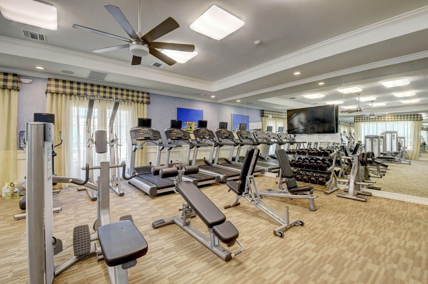 Newer construction, builder-upgraded townhome maintained in - photo 36