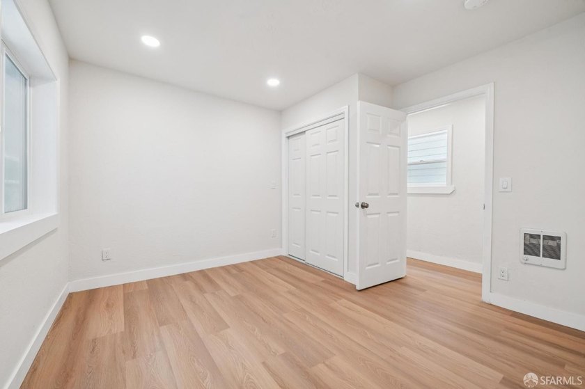 Rare opportunity to own a fully remodeled, fully vacant duplex - photo 40