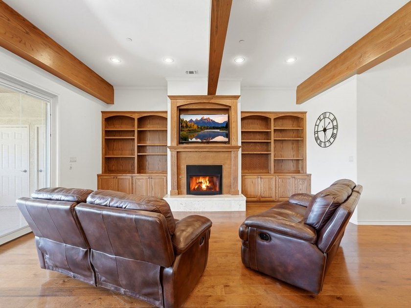 Enjoy upscale condominium living along the beautiful Guadalupe - photo 9