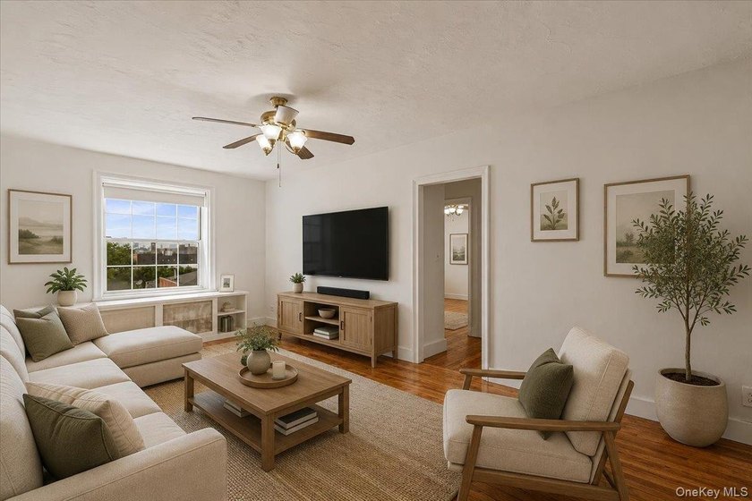 Facing West with a Skyline View, this Unit is Full of Natural - photo 8