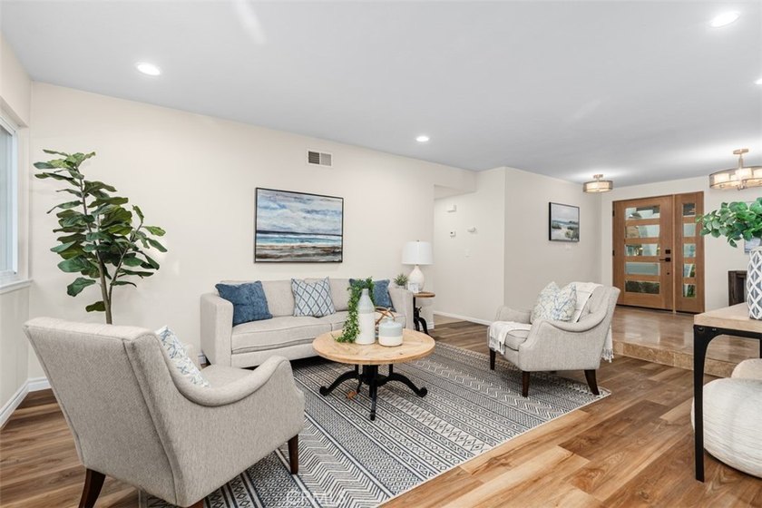 Totally Transformed. Perfectly Located. Welcome to the Beach - photo 12